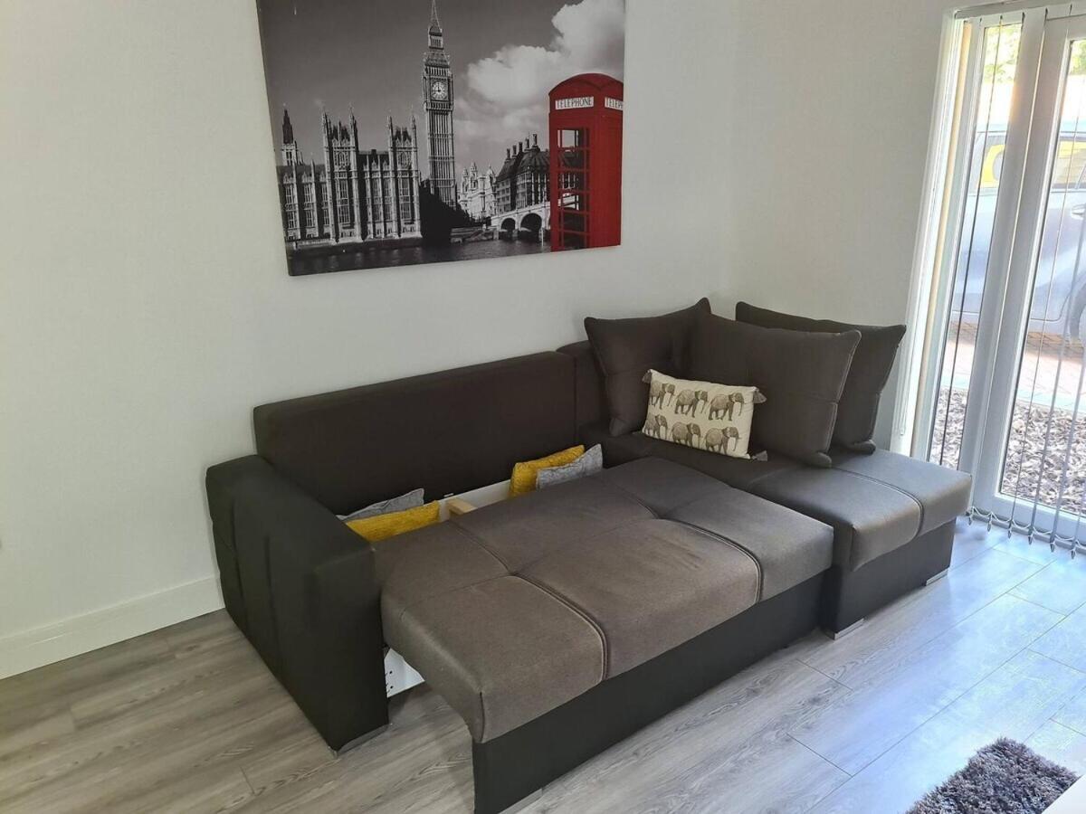 Sav Apartments - 2 Bed Cosy Flat Saffron Leicester Oda fotoğraf