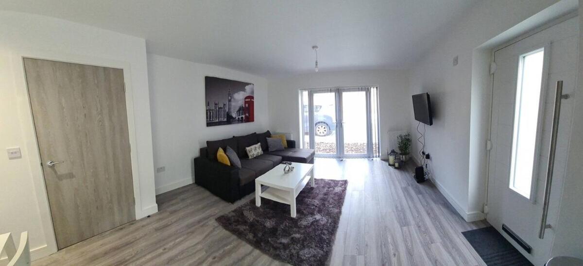 Sav Apartments - 2 Bed Cosy Flat Saffron Leicester Oda fotoğraf