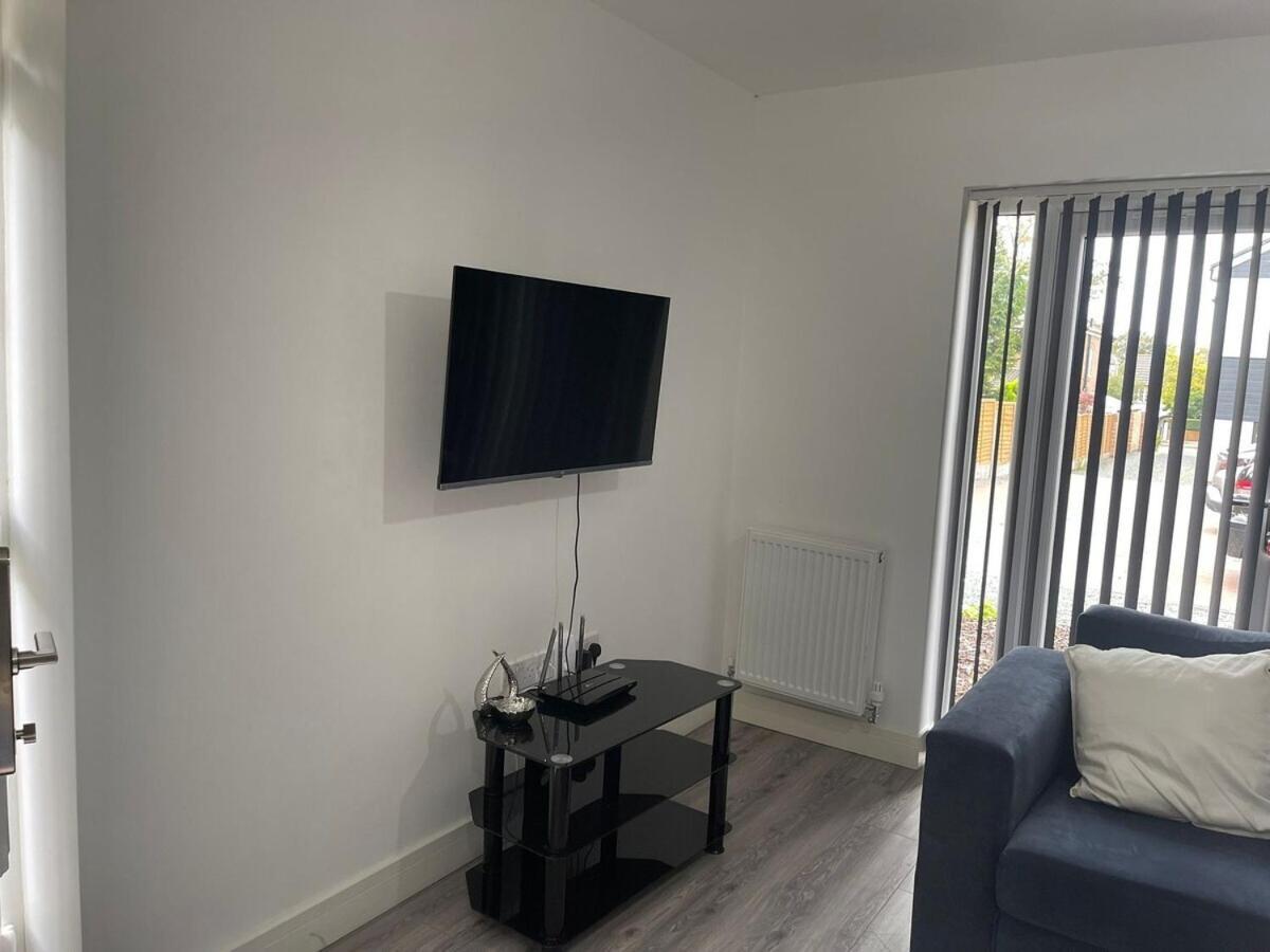 Sav Apartments - 2 Bed Cosy Flat Saffron Leicester Oda fotoğraf