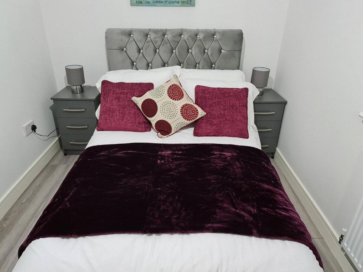 Sav Apartments - 2 Bed Cosy Flat Saffron Leicester Oda fotoğraf
