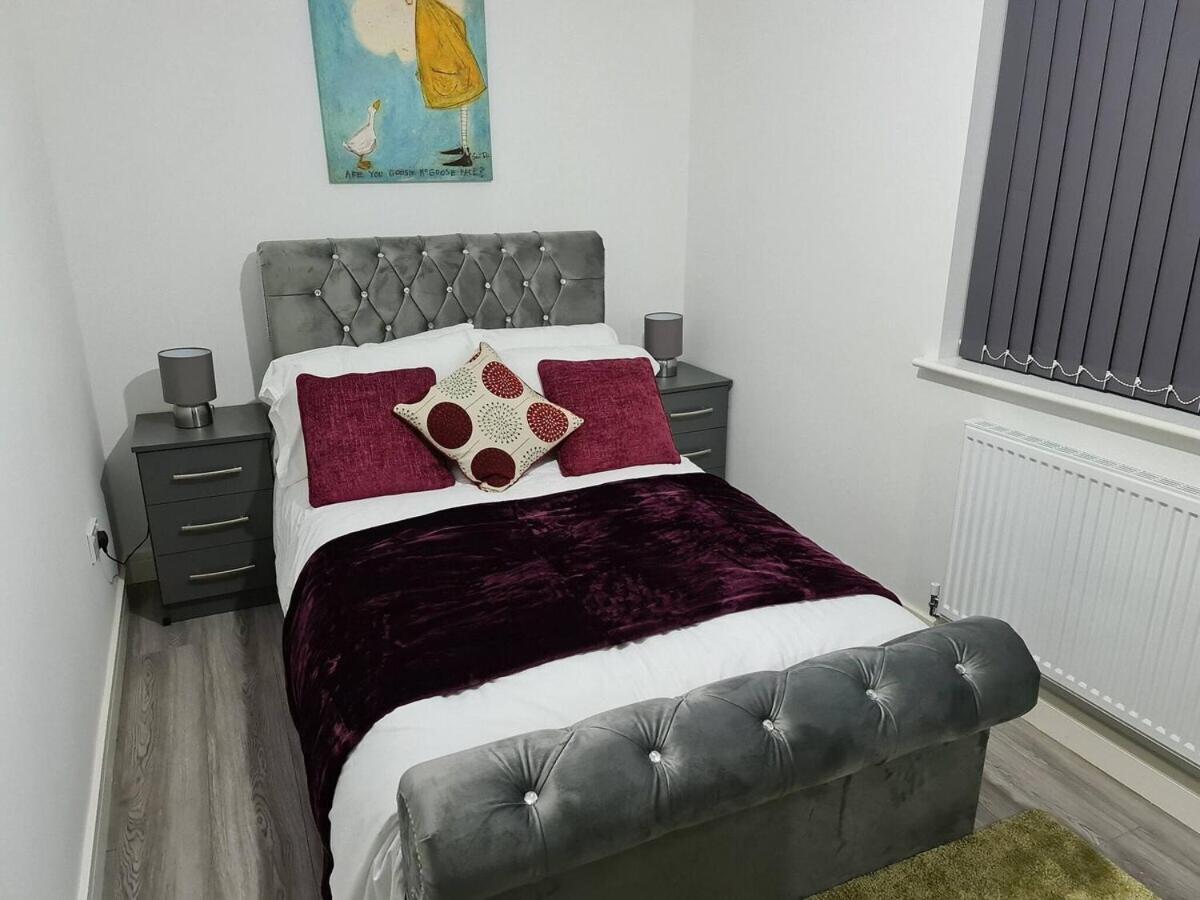 Sav Apartments - 2 Bed Cosy Flat Saffron Leicester Oda fotoğraf